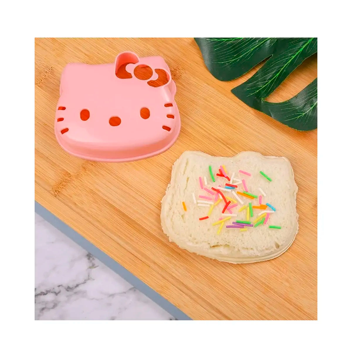 Molde Cortador para Sandwich | Hello Kitty